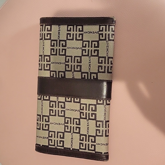 37. - Picture 2 of 7